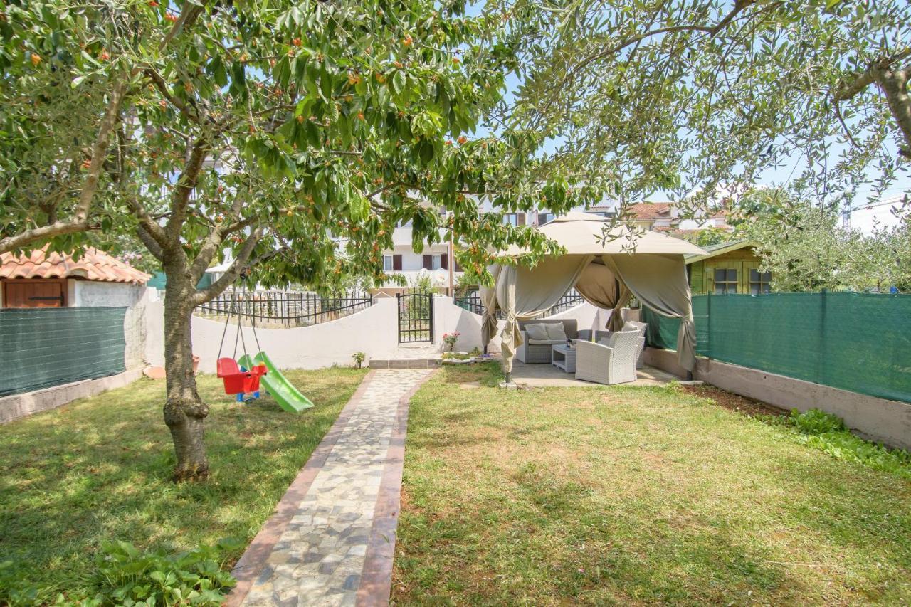 Apartments Dora بوريتش المظهر الخارجي الصورة