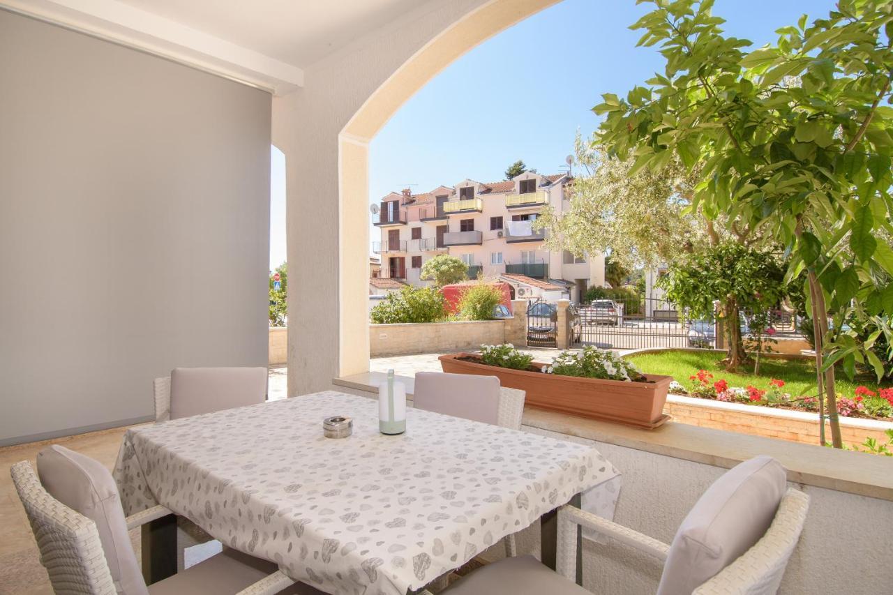 Apartments Dora بوريتش المظهر الخارجي الصورة